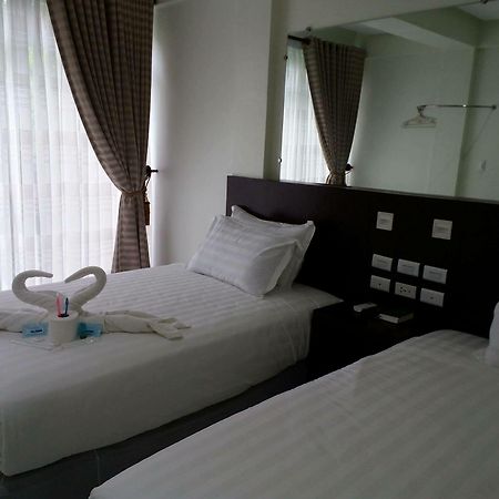 Boracay Midtown Hotel Balabag  Bagian luar foto